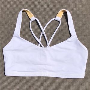 Lululemon Free to Be Top, size 4